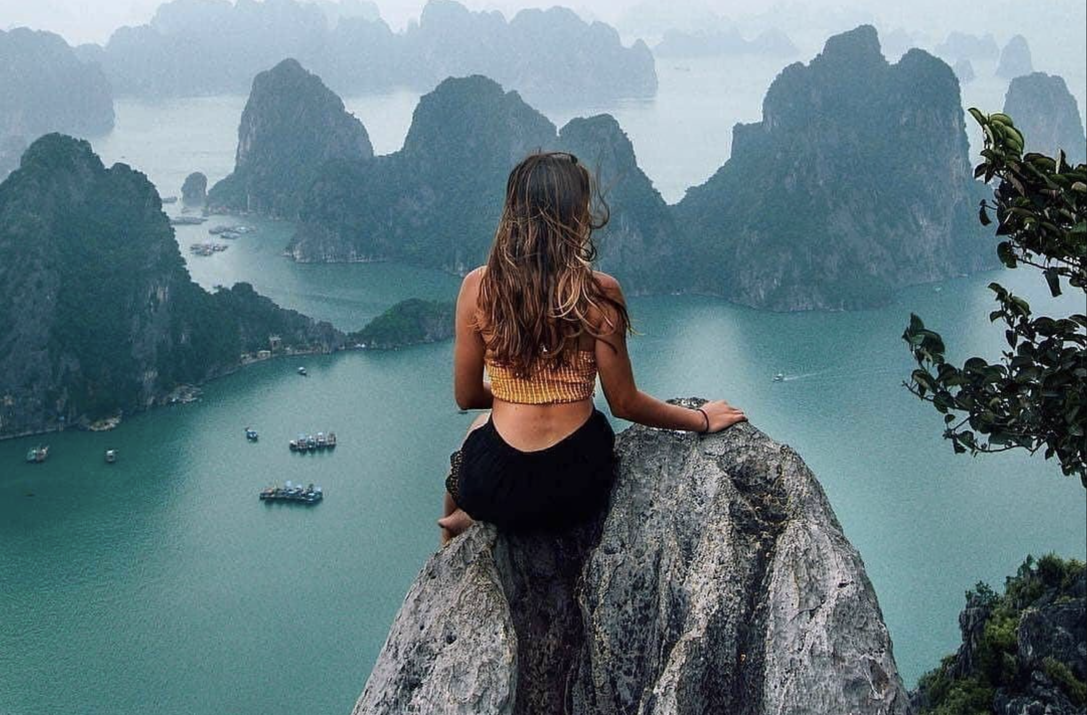 Best Time to Visit Halong Bay for Outdoor Activities 2 Halong bay day cruise - Halong mountain hiking