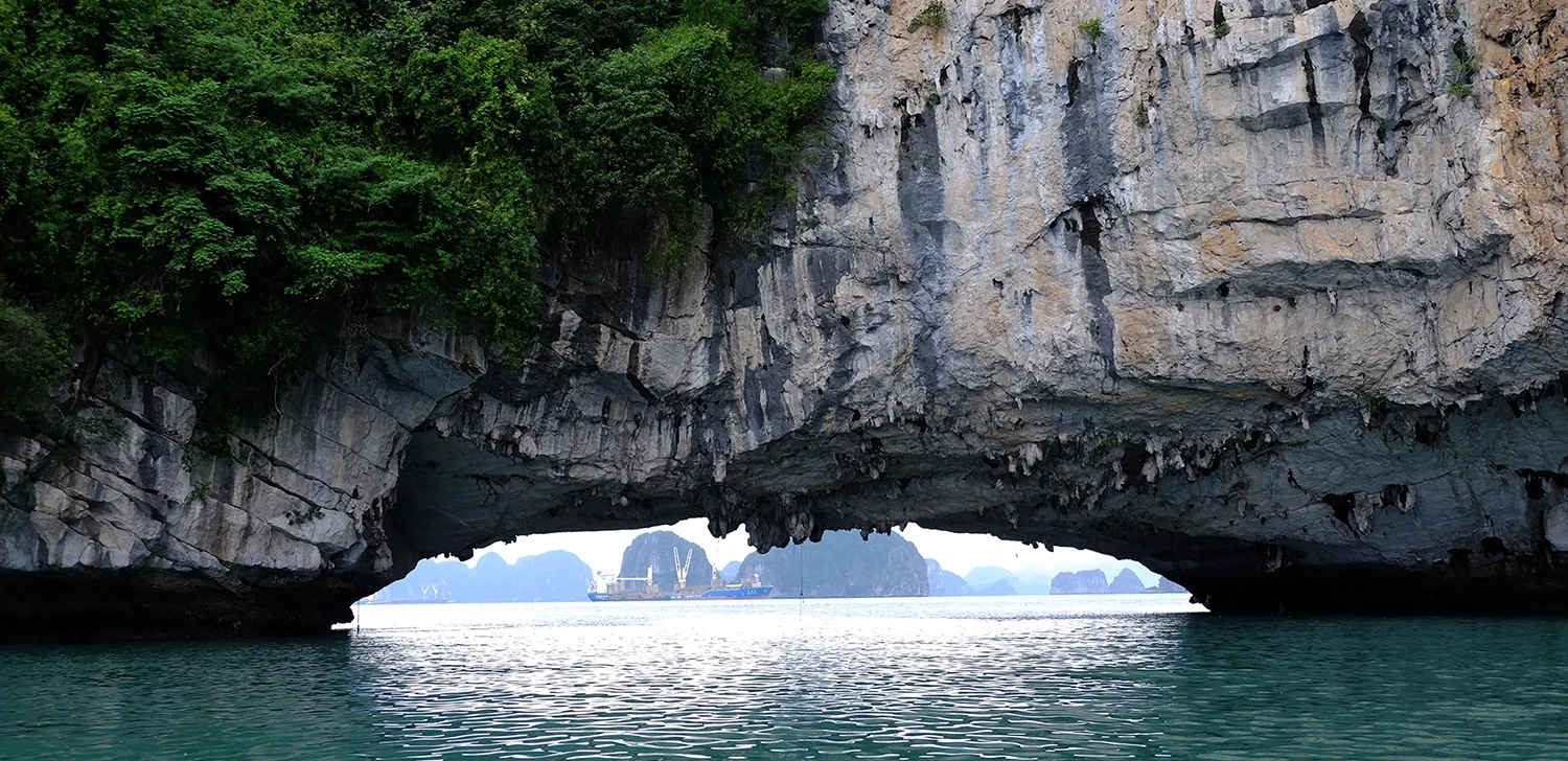 Halong Bay one day cruise