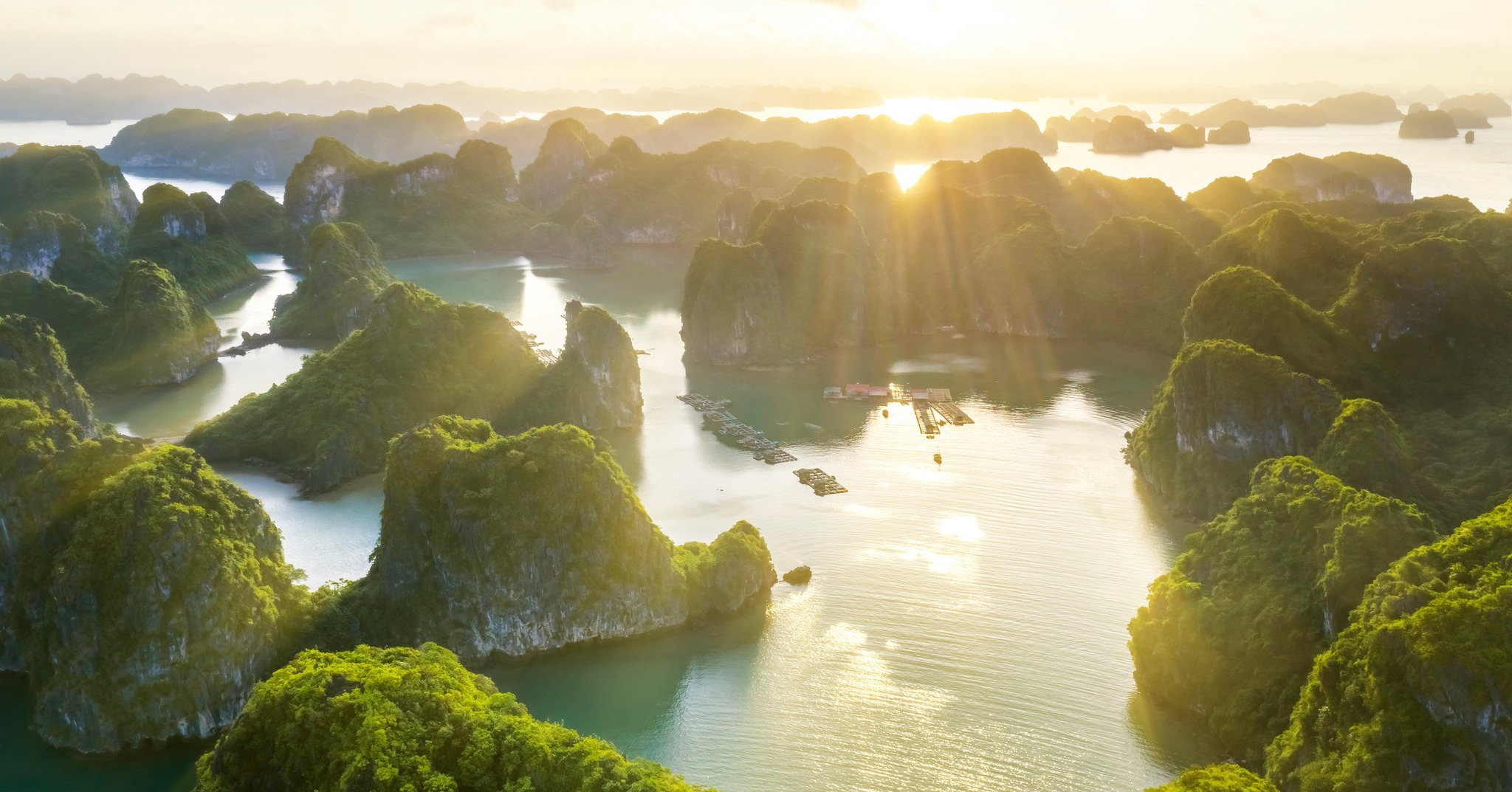 Legends of Halong Bay: Mythical Stories of the Sea? 1 Halong bay day cruise