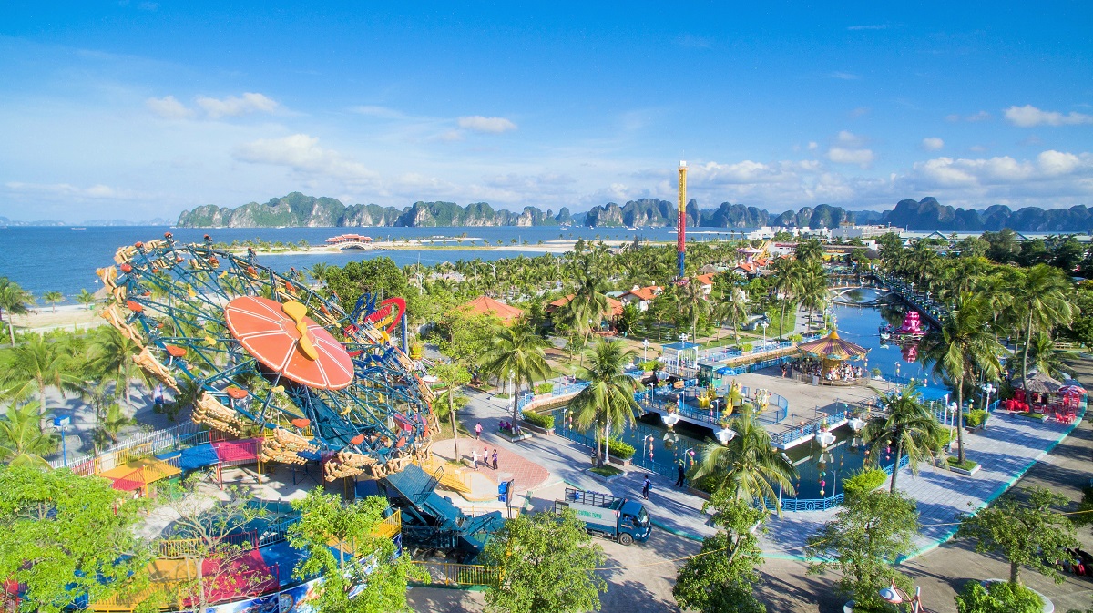 Top 10 Things to Do in Halong Bay Besides Cruising 11 Halong bay day cruise - Tuan Chau sport park