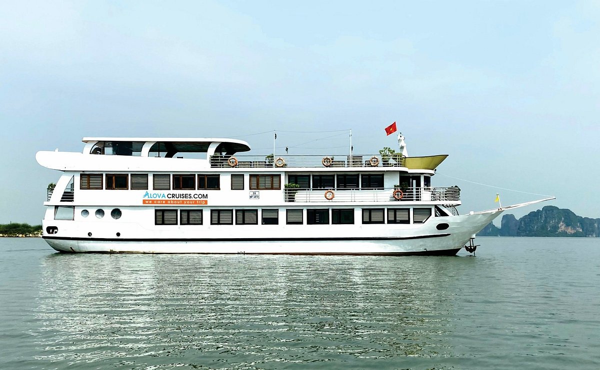 Alova Cruise – Best Budget Friendly Halong Bay Day Cruise 2 Halong bay one day cruise