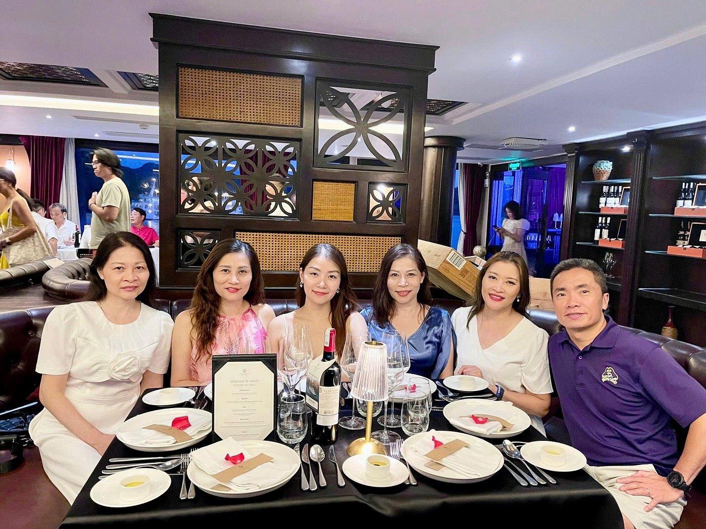 Ambassador Day Cruise: High-end buffet, sun deck, luxury feel 4 Halong bay Ambassador cruise customer