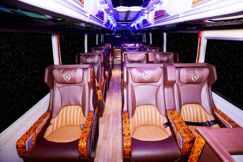 Choose the Best Halong Bay Day Cruise with Round-Trip Transport for a Hassle-Free Trip 2 halong bay day cruise