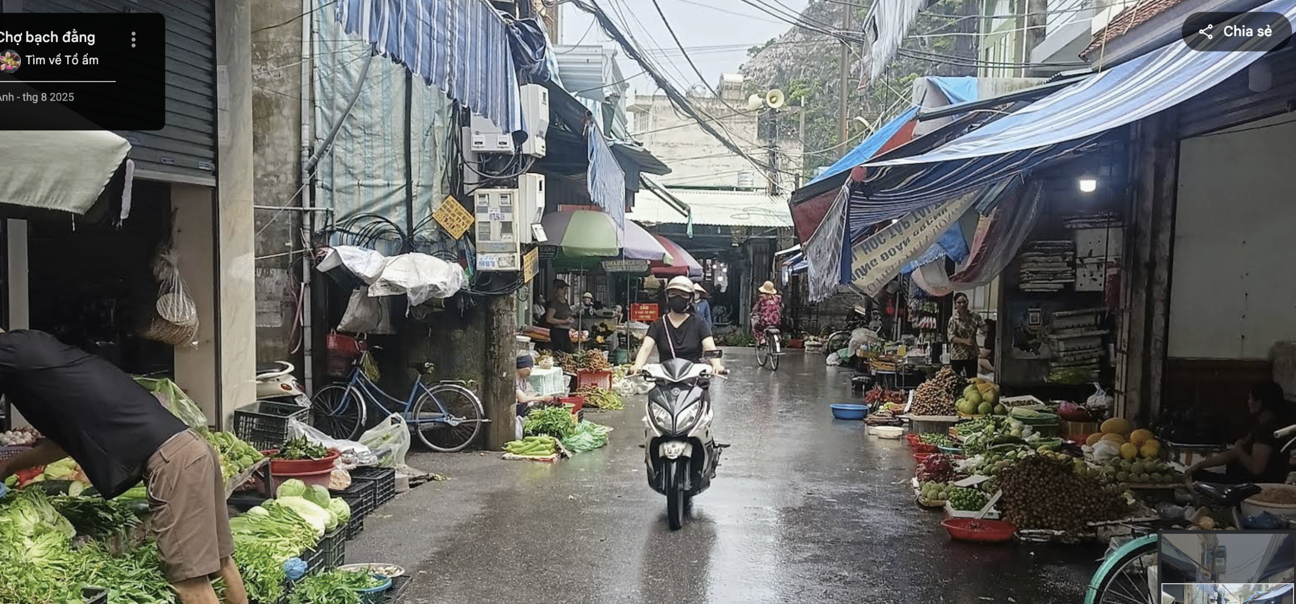 Bach Dang market
