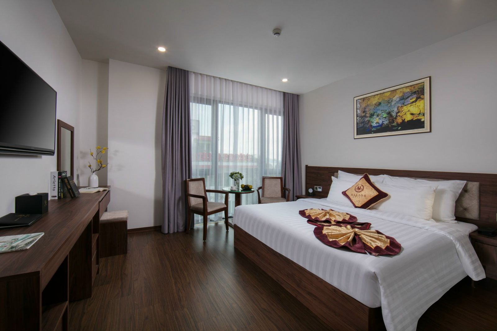 Halios Hotel Halong 
