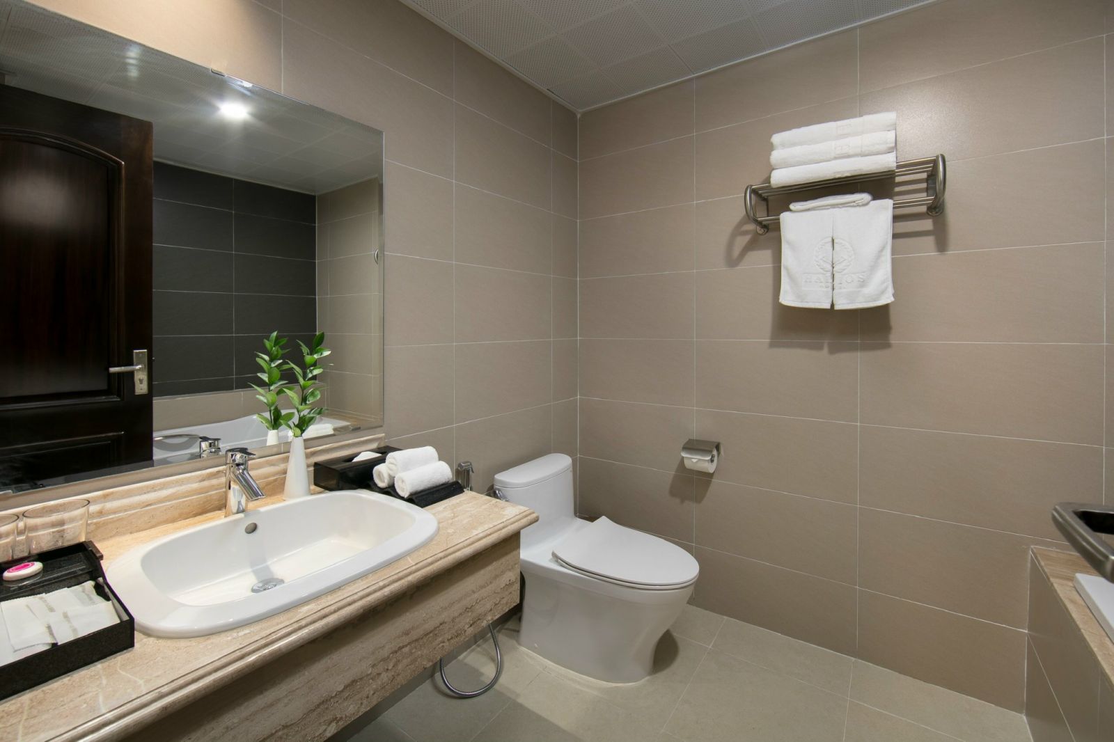 Halios Hotel Halong 