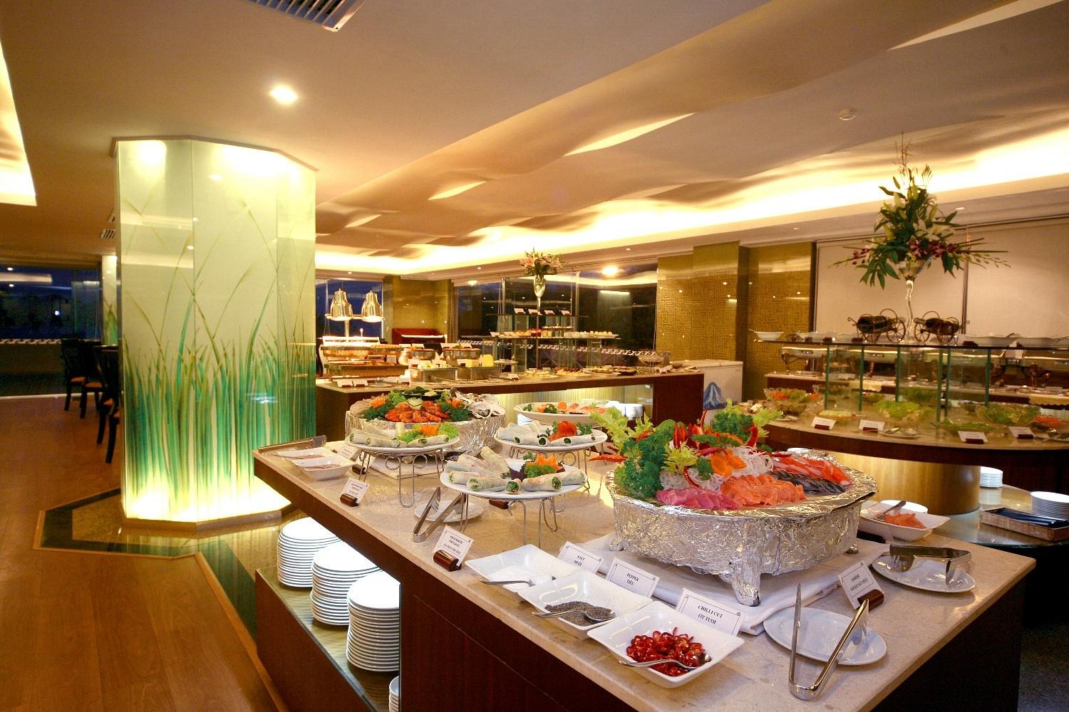 Halong Plaza Hotel meal