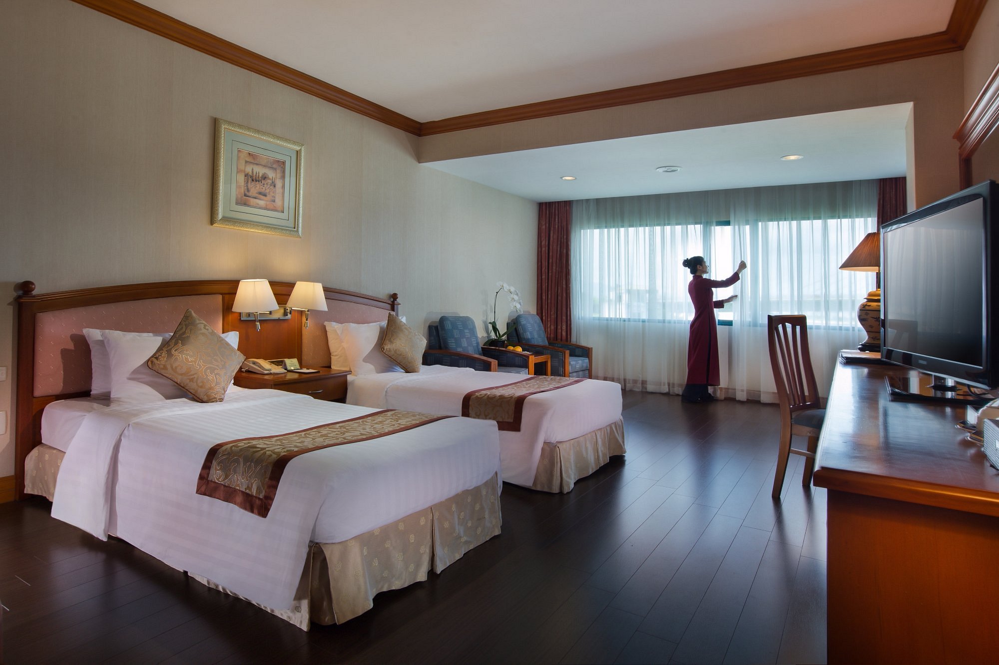 Halong Plaza Hotel room