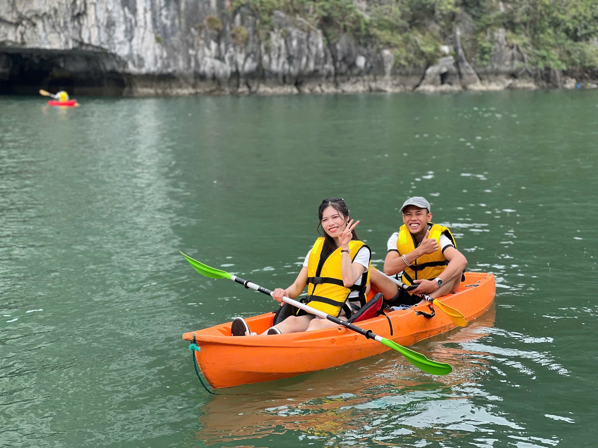 Halong bay La Casta Regal Cruise activity