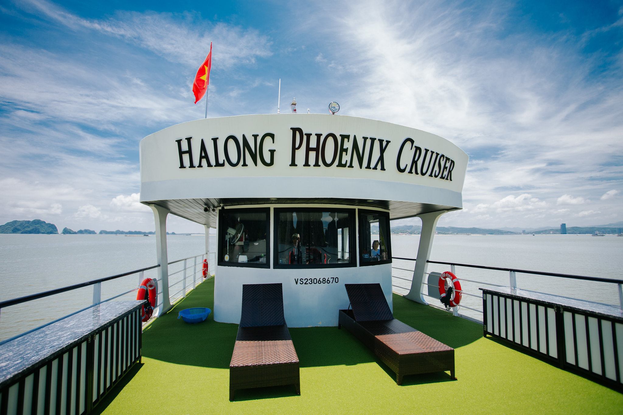 Halong bay Phoenix Day Cruise deck