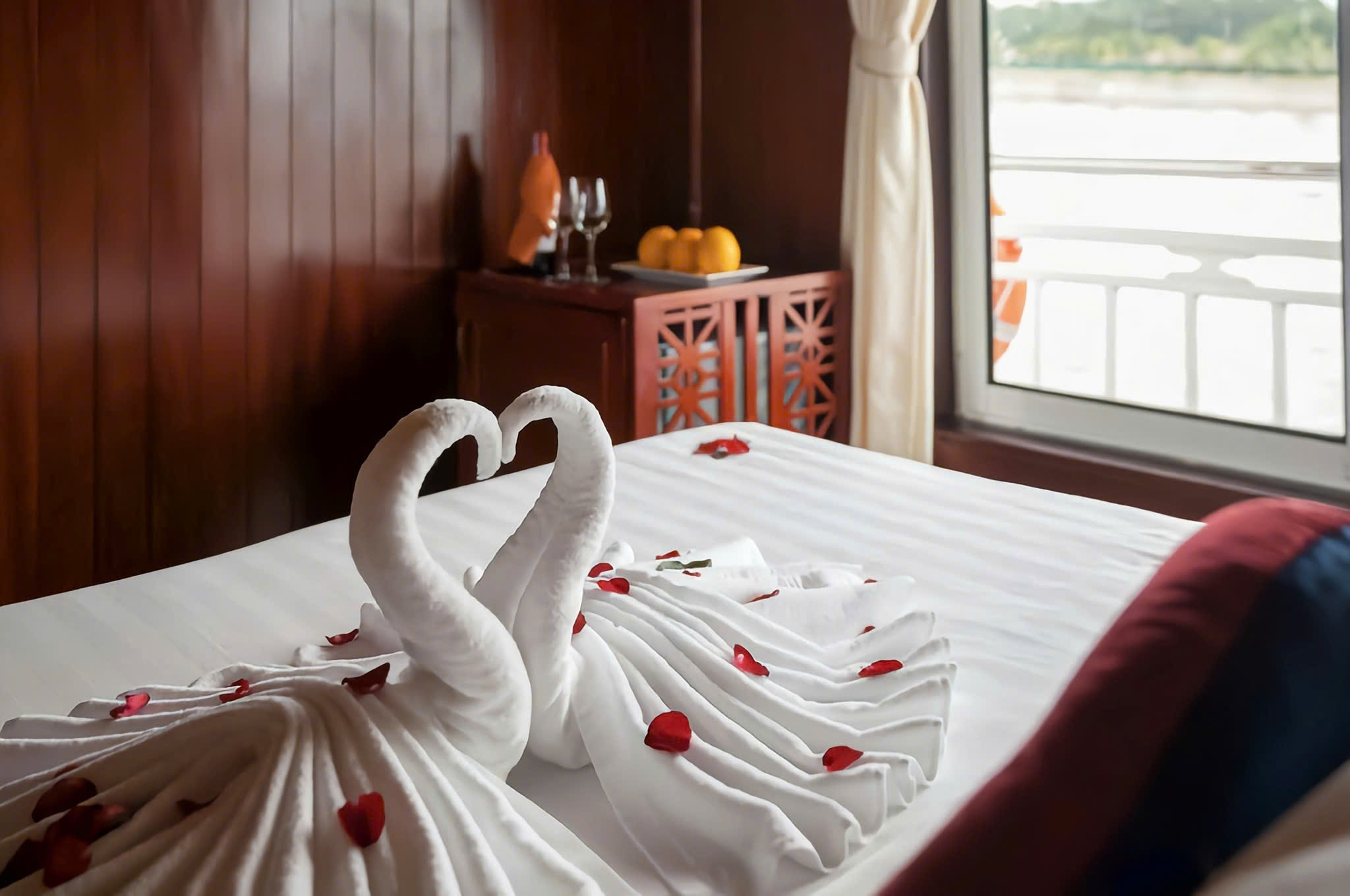 Halong bay Rosa Boutique Cruise room
