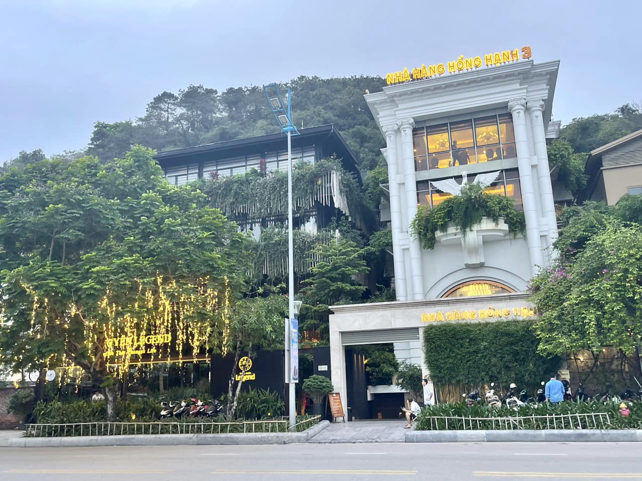 Hong Hanh seafood restaurant