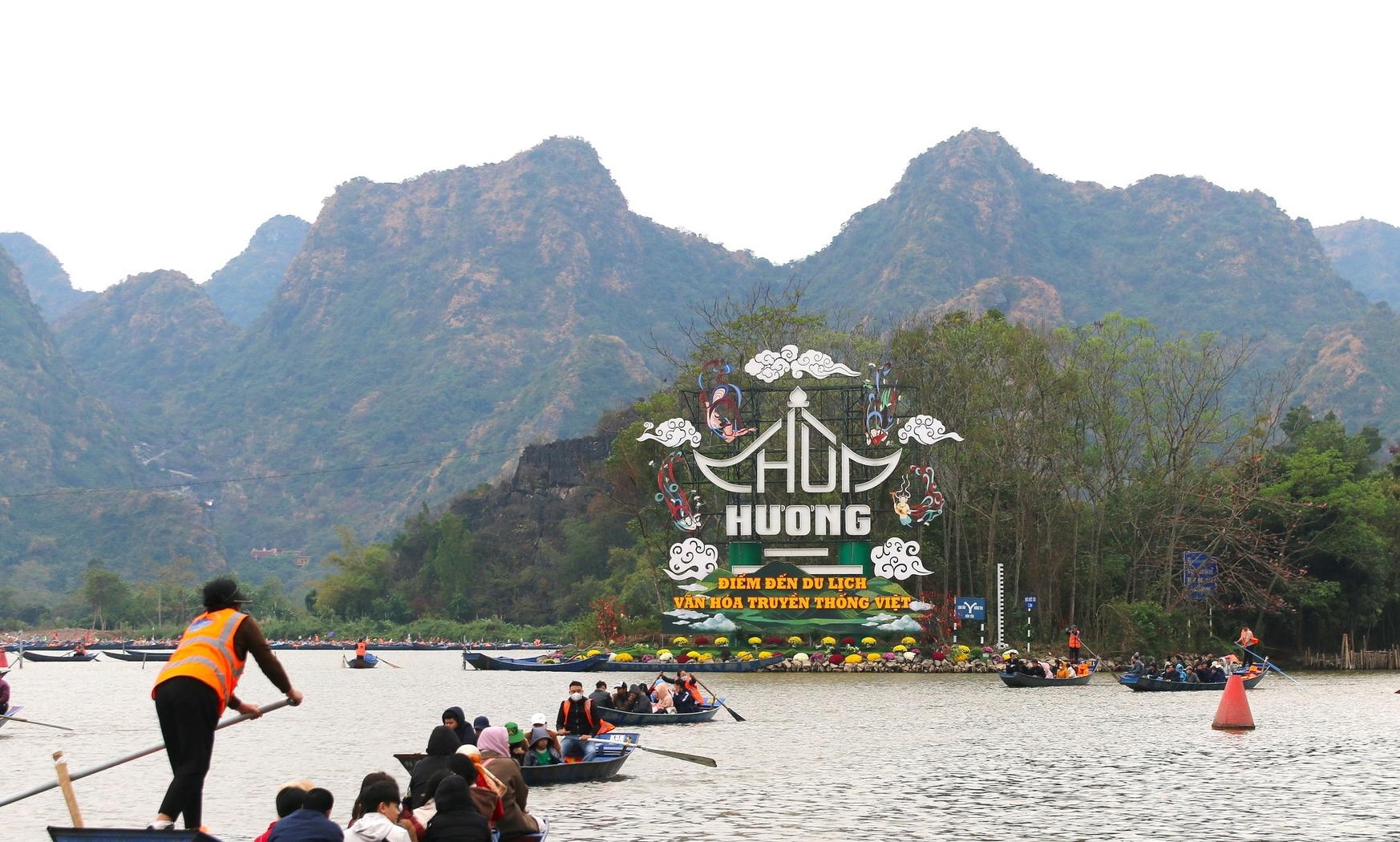 Huong Pagoda