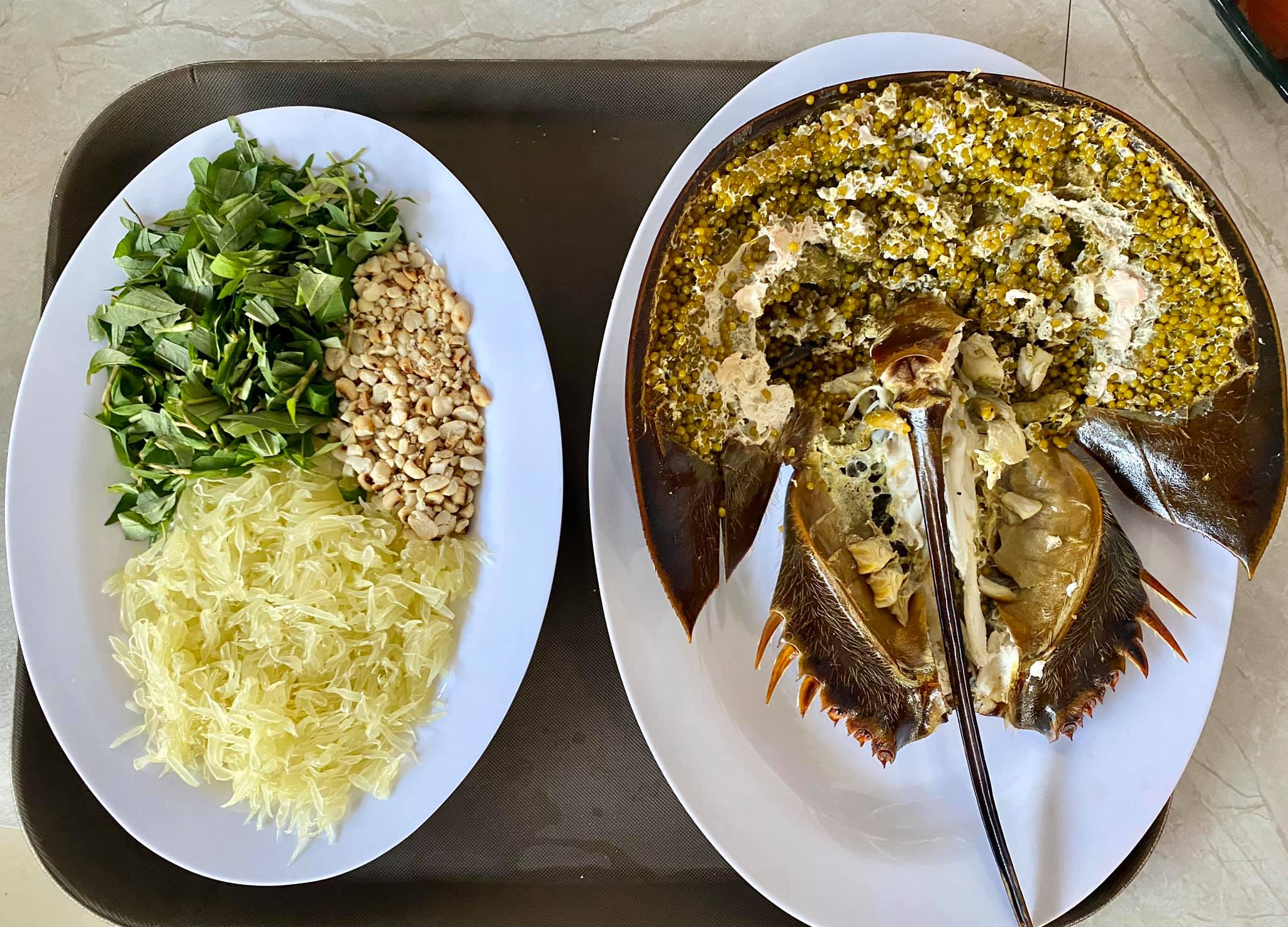 Where to Enjoy the Best Halong Sea Horseshoe Crab: Top Restaurants & Markets 7 Sam Roe Salad (Goi Trung Sam)