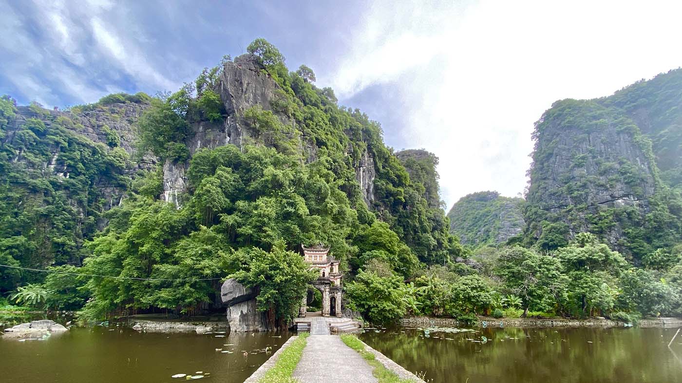 Tam Coc, Ninh Binh mountain
