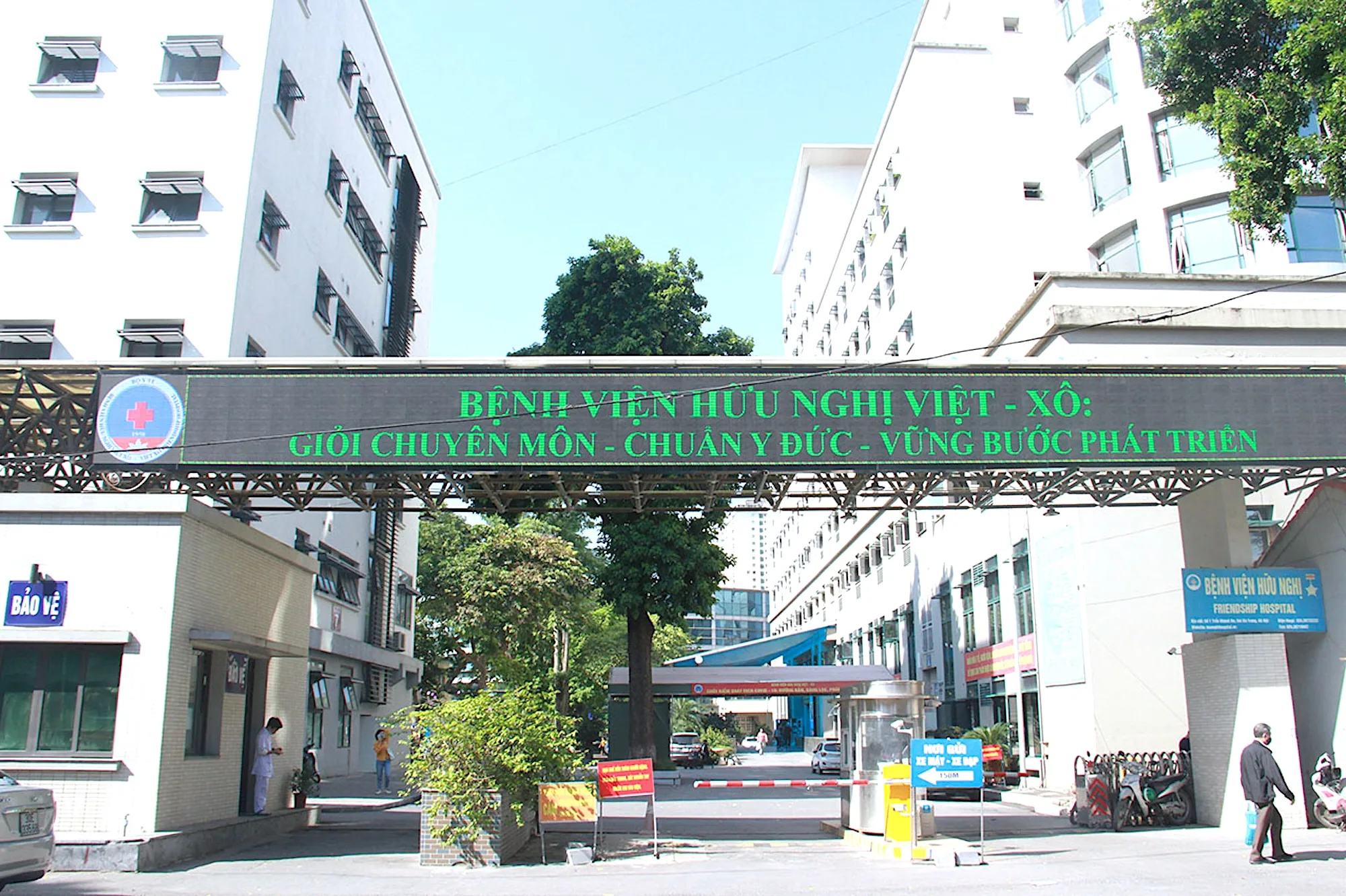 Bệnh viện Hữu Nghị Việt Xô gần Trung Tâm Hội Nghị Quốc Gia