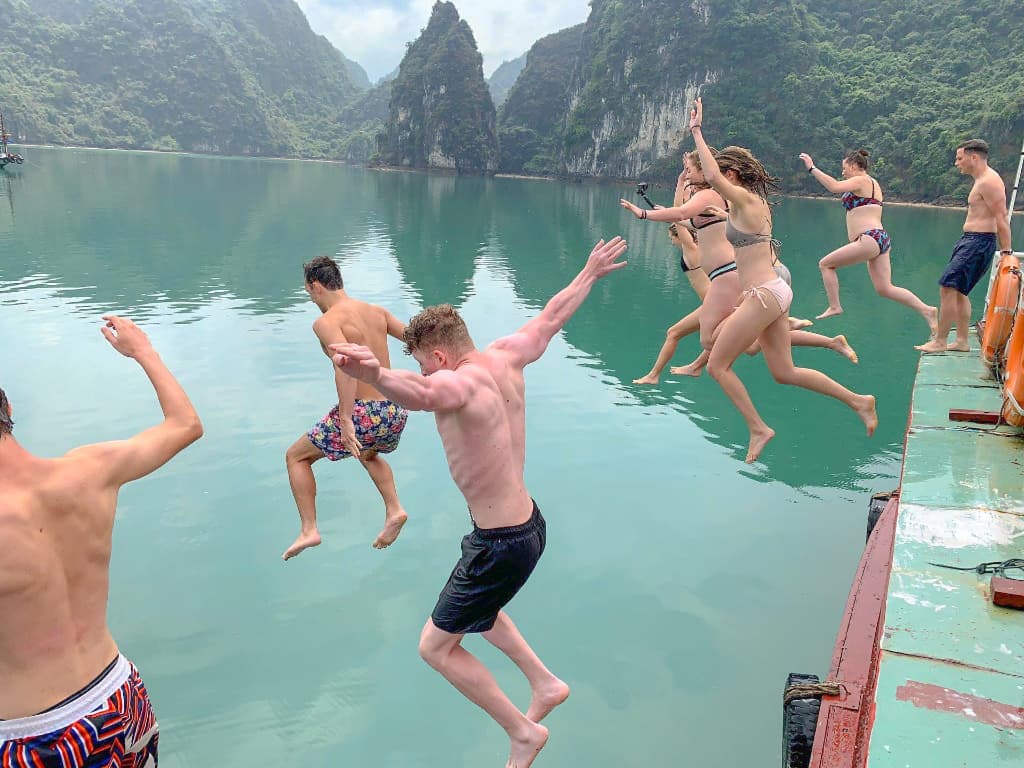 10 Hidden Concerns Travelers Have Before Booking a Halong Day Trip 5 Halong bay swimming activity
