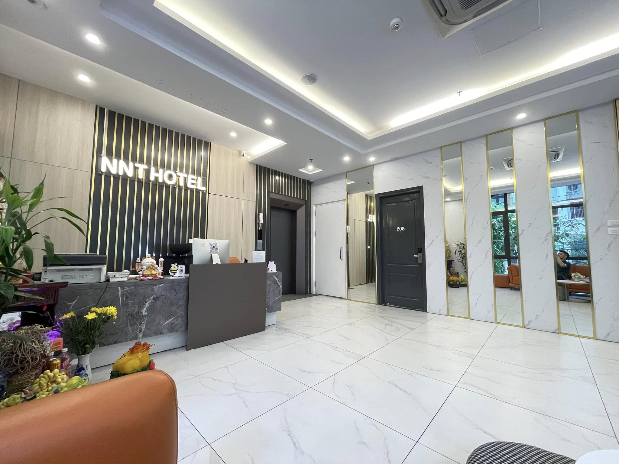NNT hotel - gần Trung Tâm Hội Nghị Quốc Gia