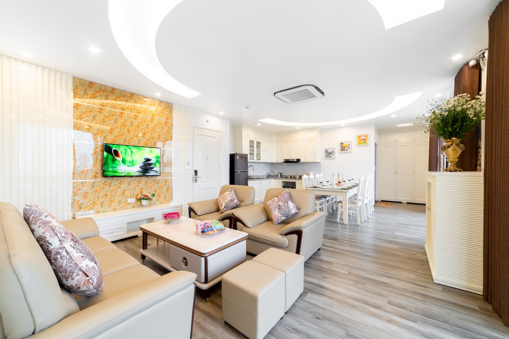 Rosee hotel and apartment - gần Trung Tâm Hội Nghị Quốc Gia