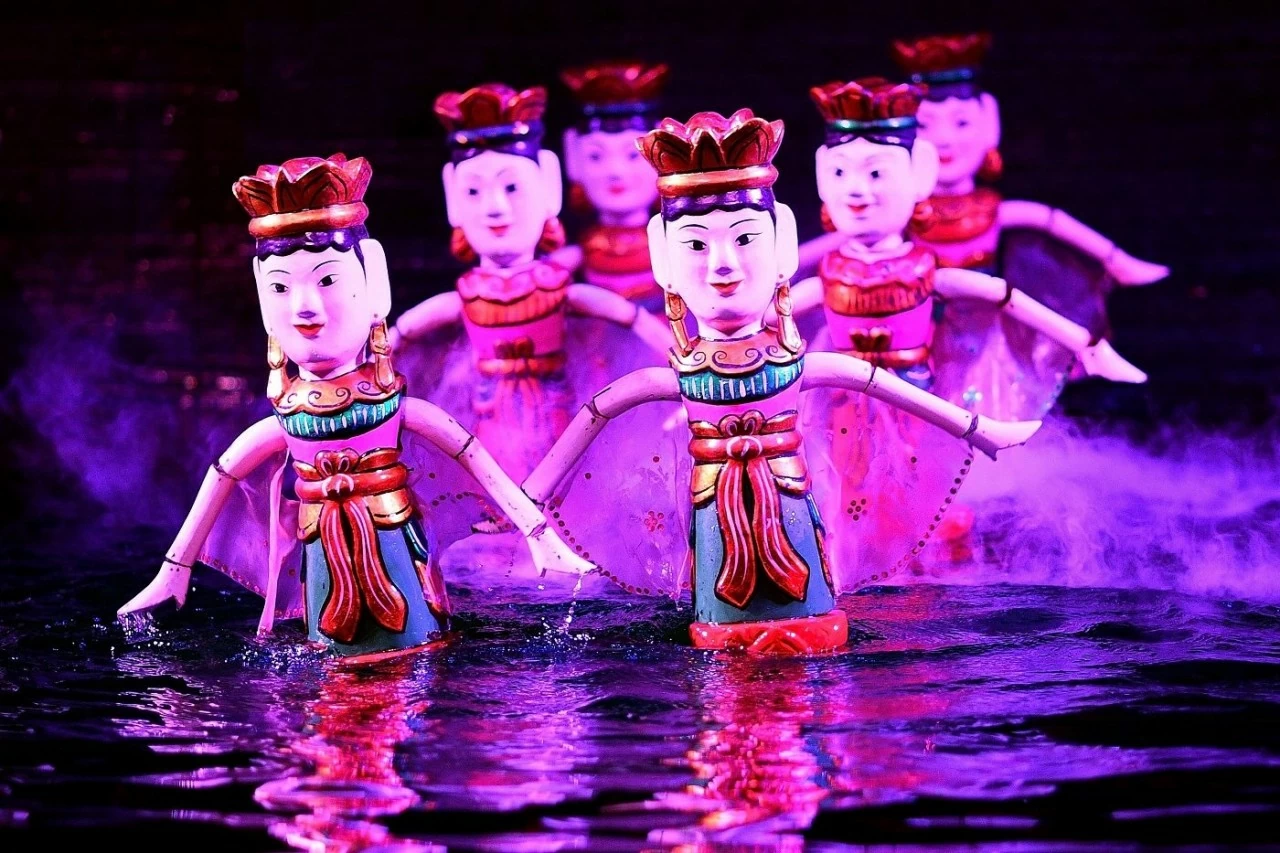 Water Pupet Show