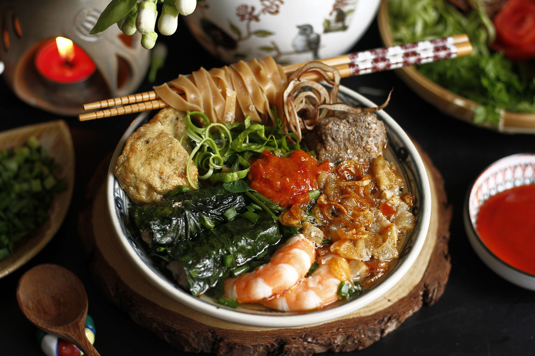 What You Need for a Halong Bay Trip by Car: A Complete Self-Drive Guide 5 Crab noodle soup
