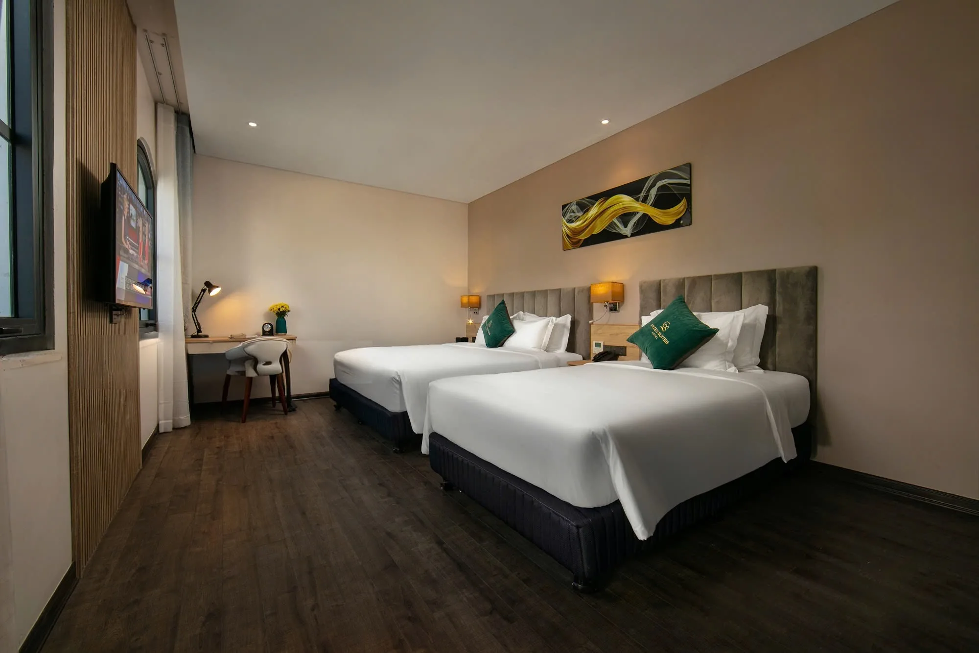 Top 5 Budget Hotels in Halong for Indian Travelers on a One-Day Trip 12 Green Suites Hotel twin room