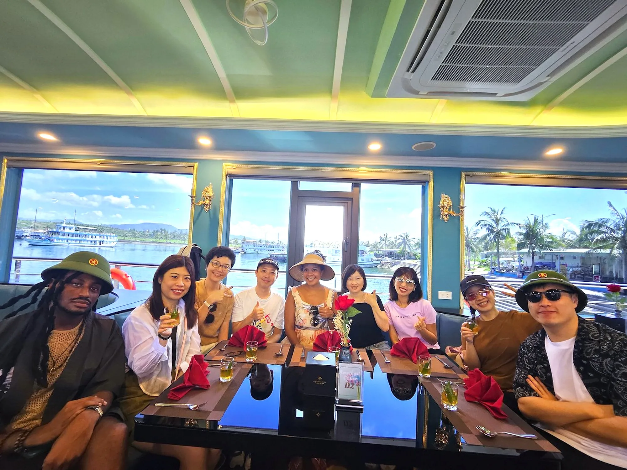 Halong bay Amethyst Day Cruise group customer