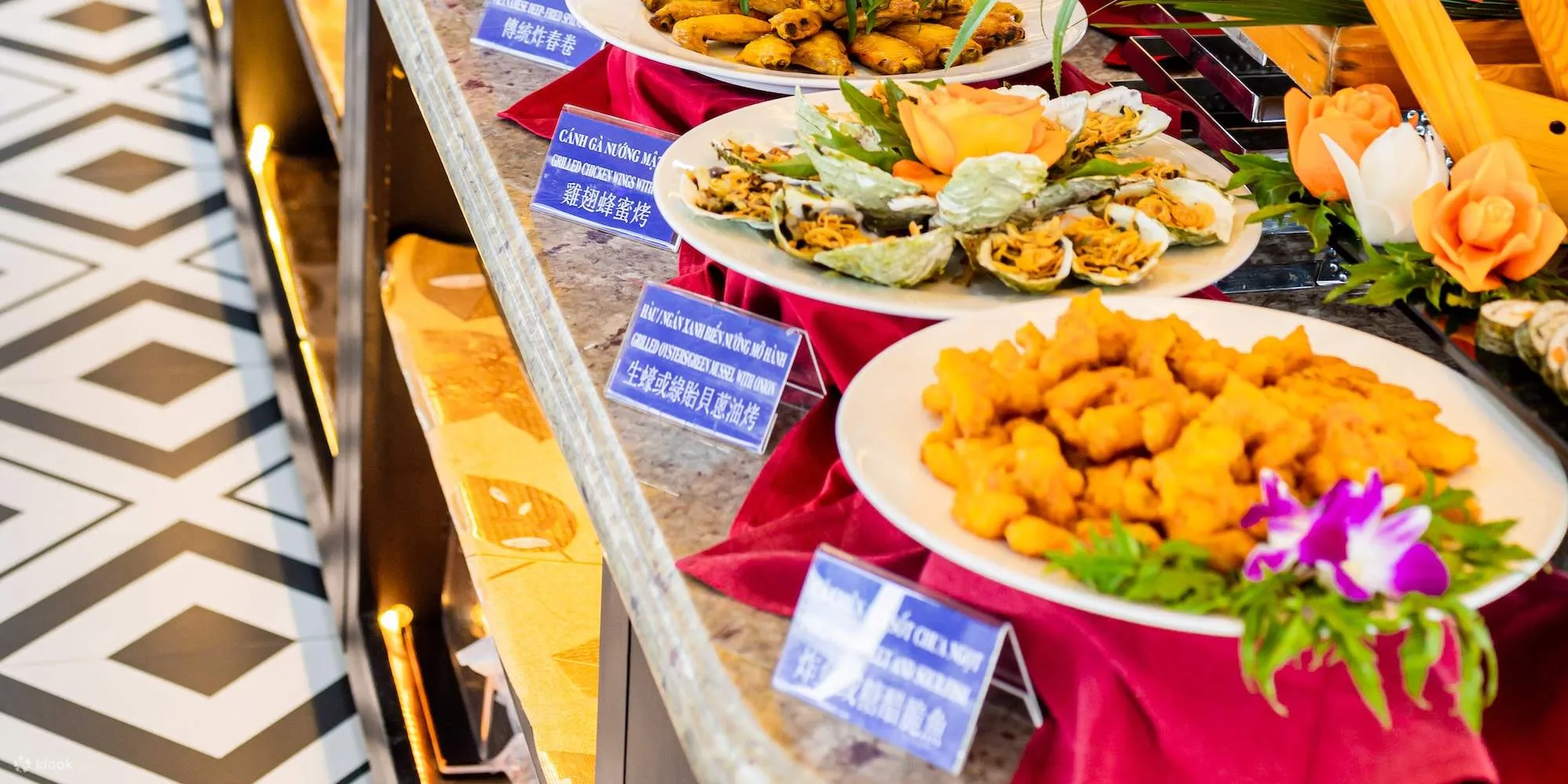 Halong bay Queen Day Cruise food
