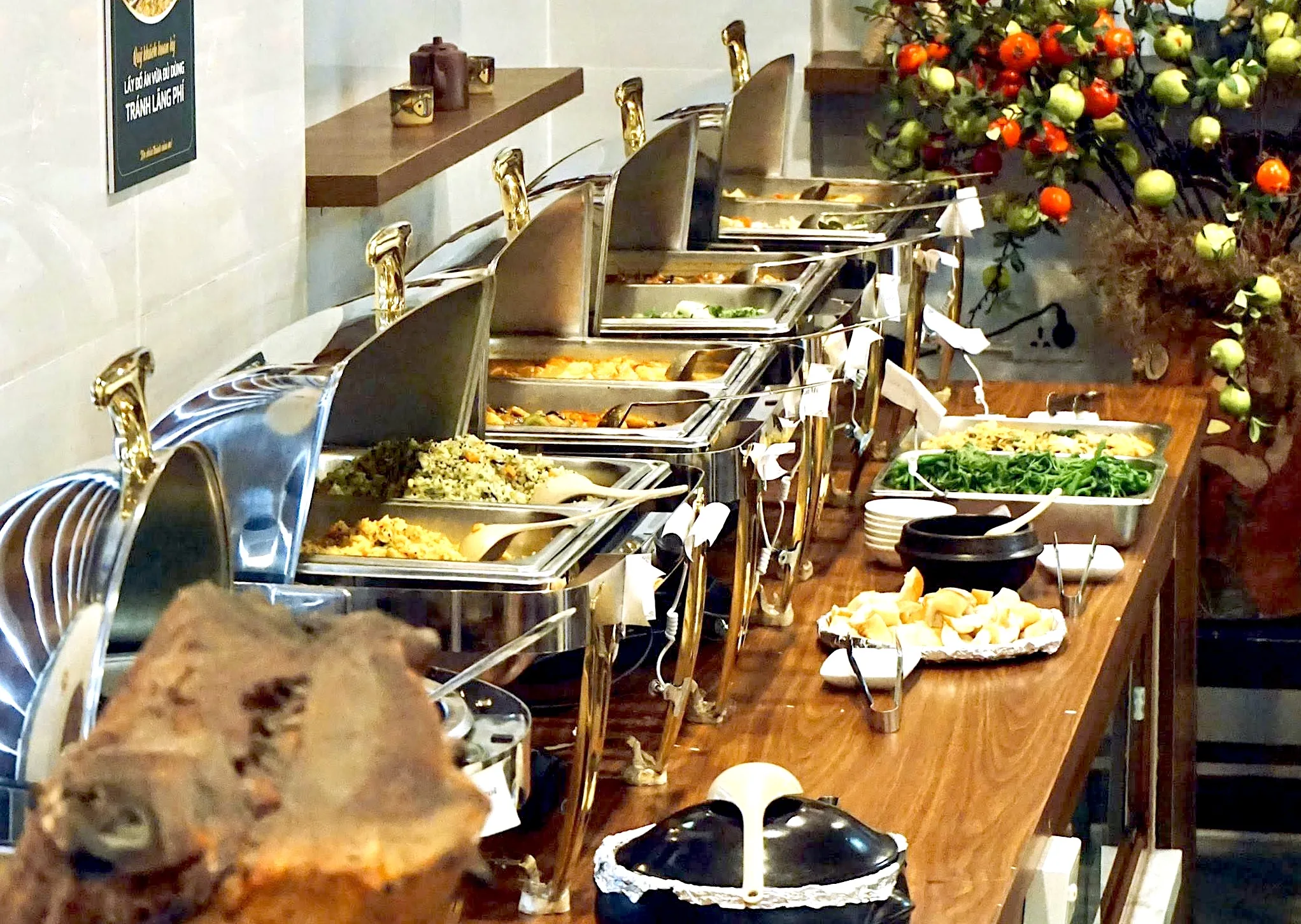 Tốp nhà hàng chay được yêu thích xung quanh Trung Tâm Hội Nghị Quốc Gia 8 Món ăn Từ Bi Quán gần Trung Tâm Hội Nghị Quốc Gia