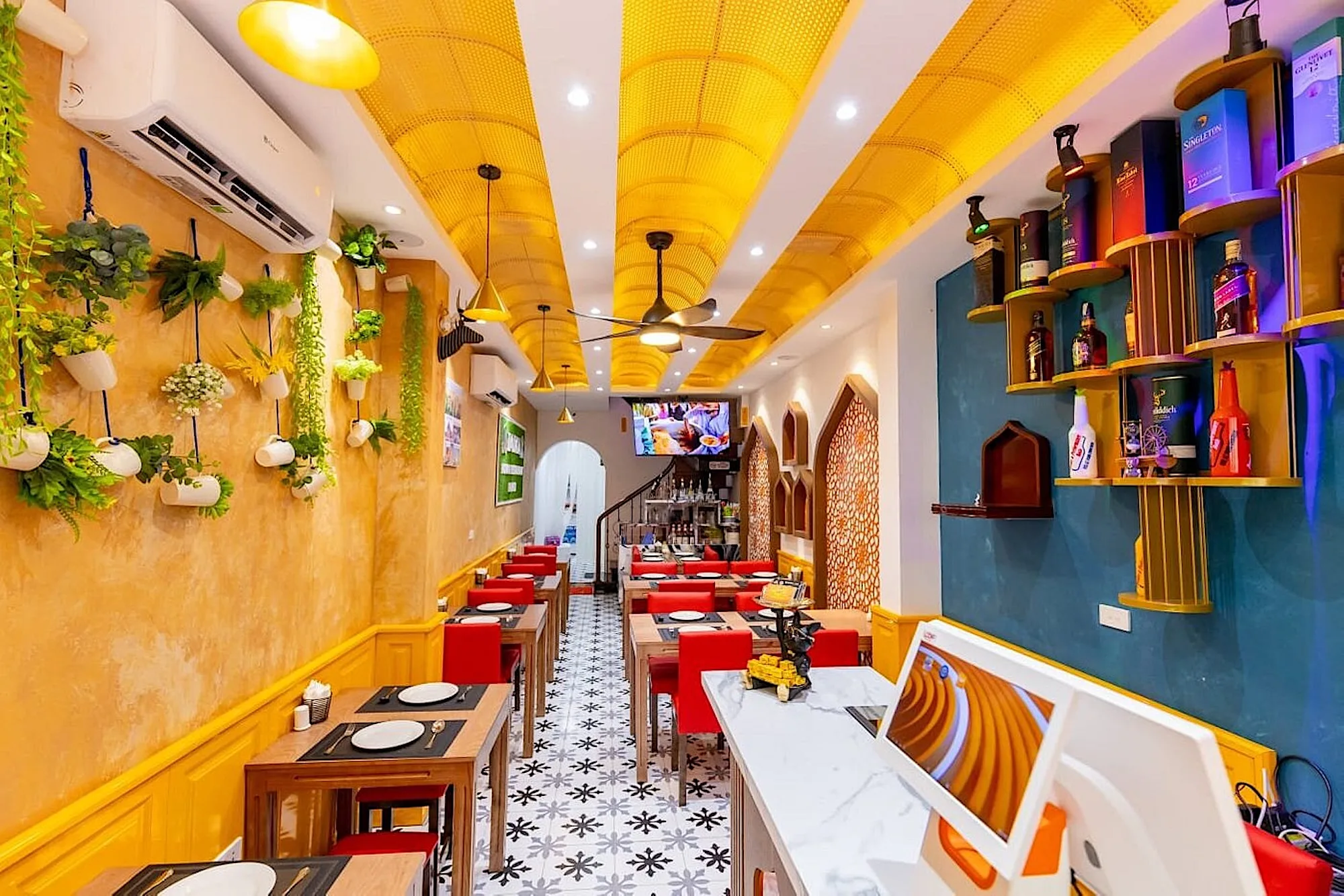 Top Indian Restaurants in Hanoi Loved by Indian Travelers 14 Indian traveler 27/11/2025