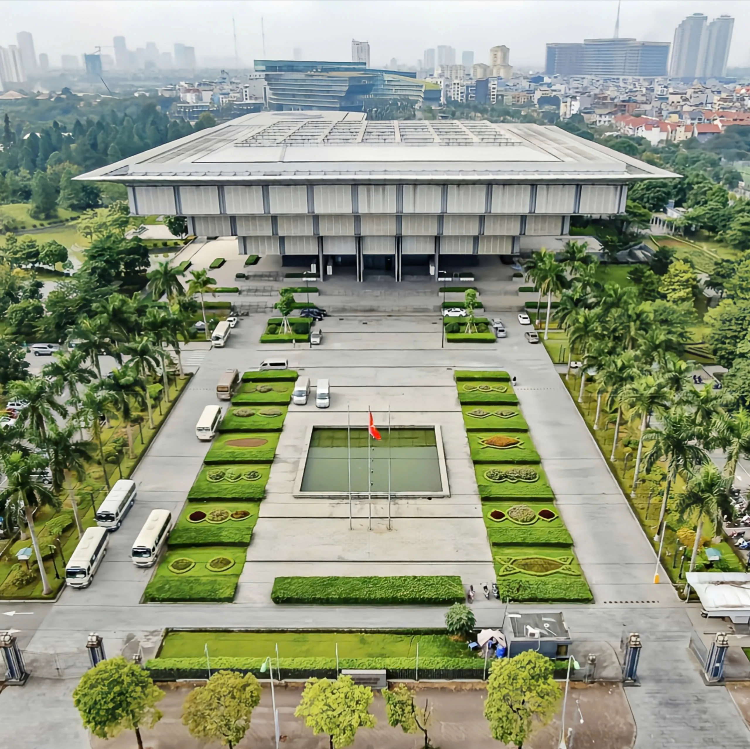 Bảo tàng Lịch Sử Hà Nội gần Trung Tâm Hội Nghị Quốc Gia