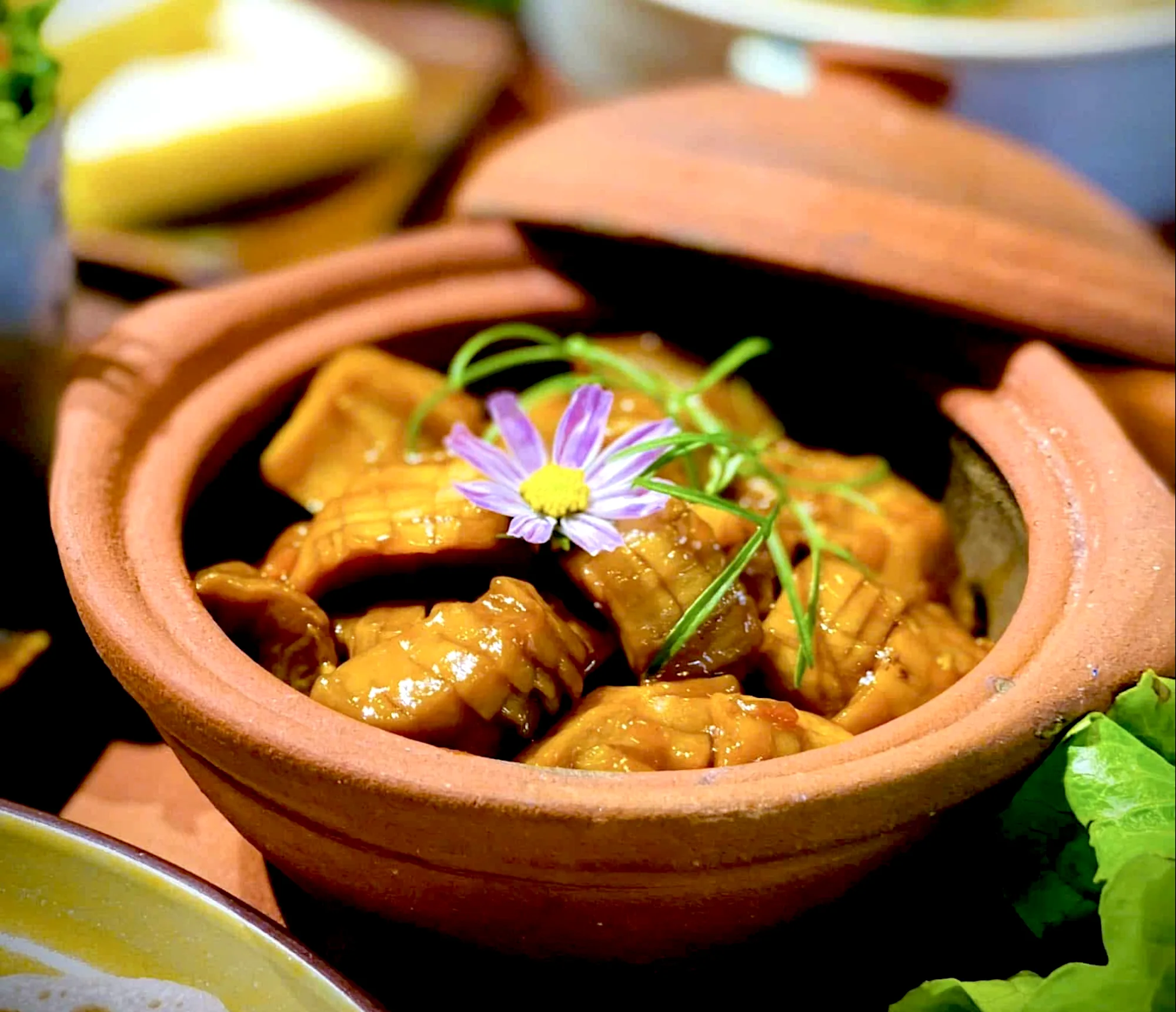 Top Vegetarian Restaurants for Indian Travelers in Halong 10 Loving Hut Hoang Kim food