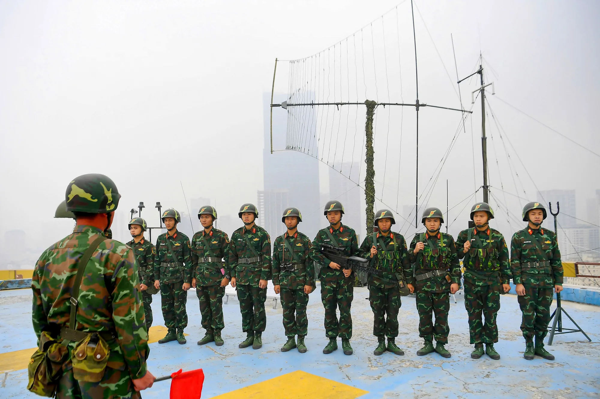 Dưới góc nhìn MICE: Vì sao Trung Tâm Hội Nghị Quốc Gia tiếp tục được chọn tổ chức Đại hội Đảng XIV? 7 Lực lượng kiểm soát phương tiện bay không người lai quanh Trung Tâm Hội Nghị Quốc Gia